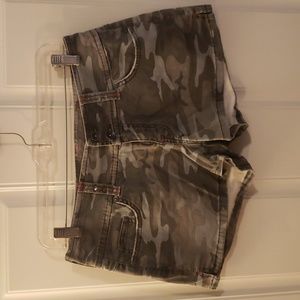 2/$12 Camo Denim Shorts by GLO Sz 9